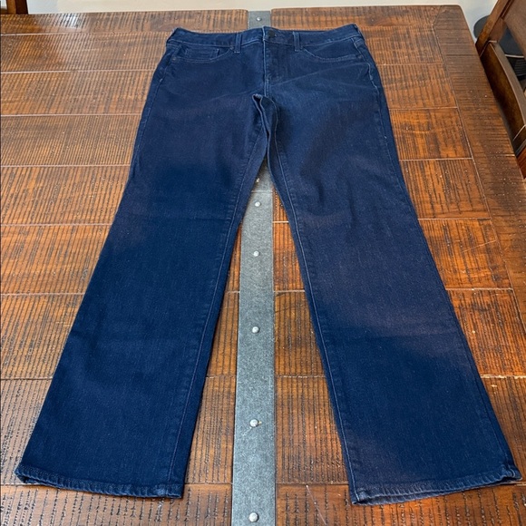 NYDJ Marilyn Straight Short Women's Jeans- NWOT - Picture 5 of 9